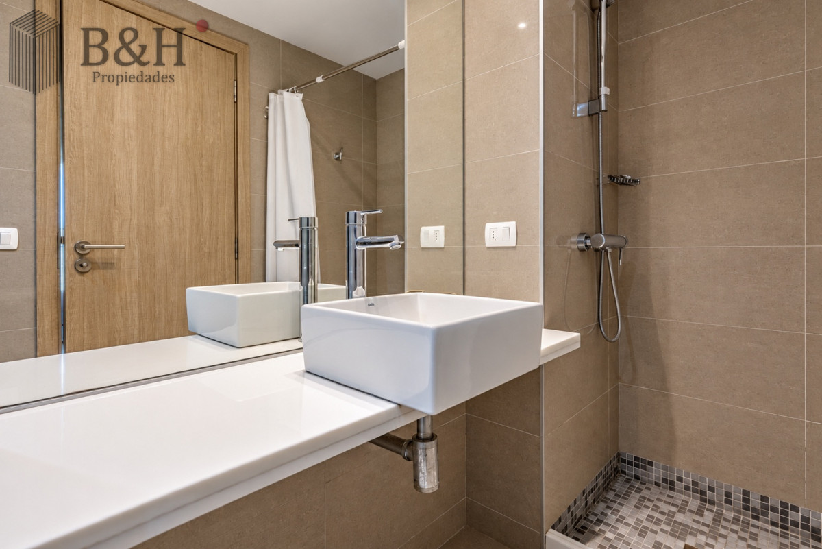Apartamento ID.5869 - Venta apartamento 3 dormitorios playa brava