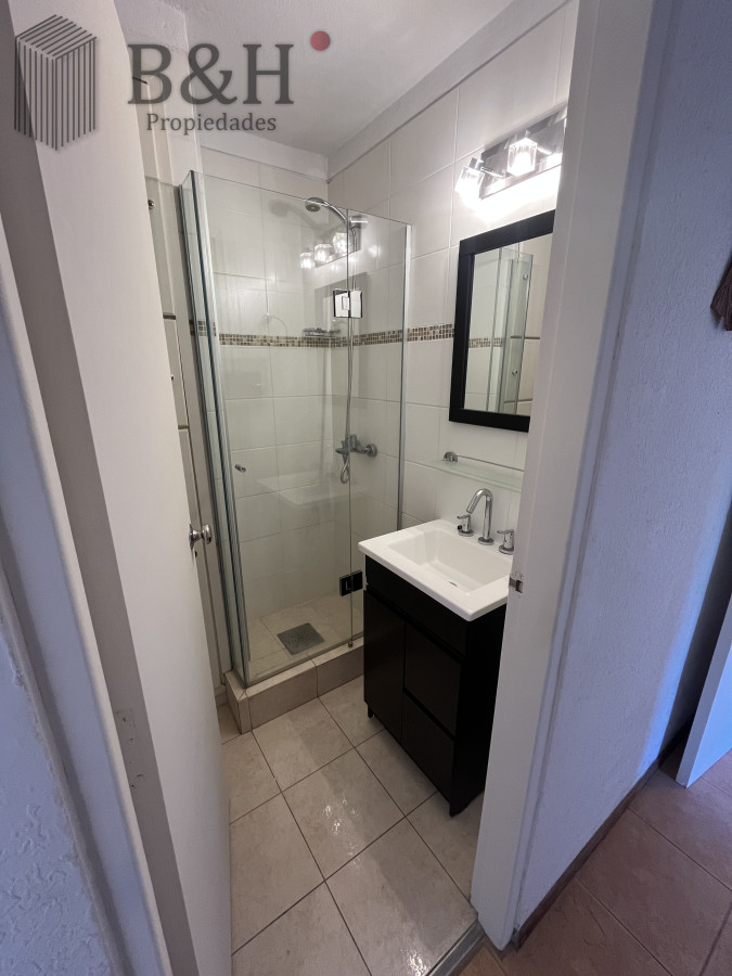 Apartamento ID.6289 - Apartamento 2 dormitorios en alquiler temporal - Playa Mansa - 50mts del mar