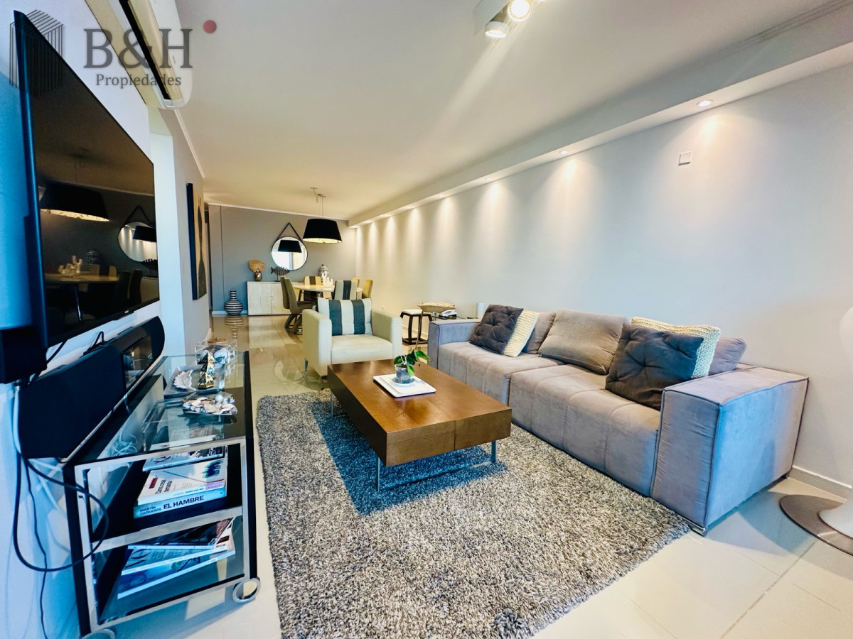 Apartamento ID.5870 - Venta apartamento 3 dormitorios vista al mar en Playa Brava