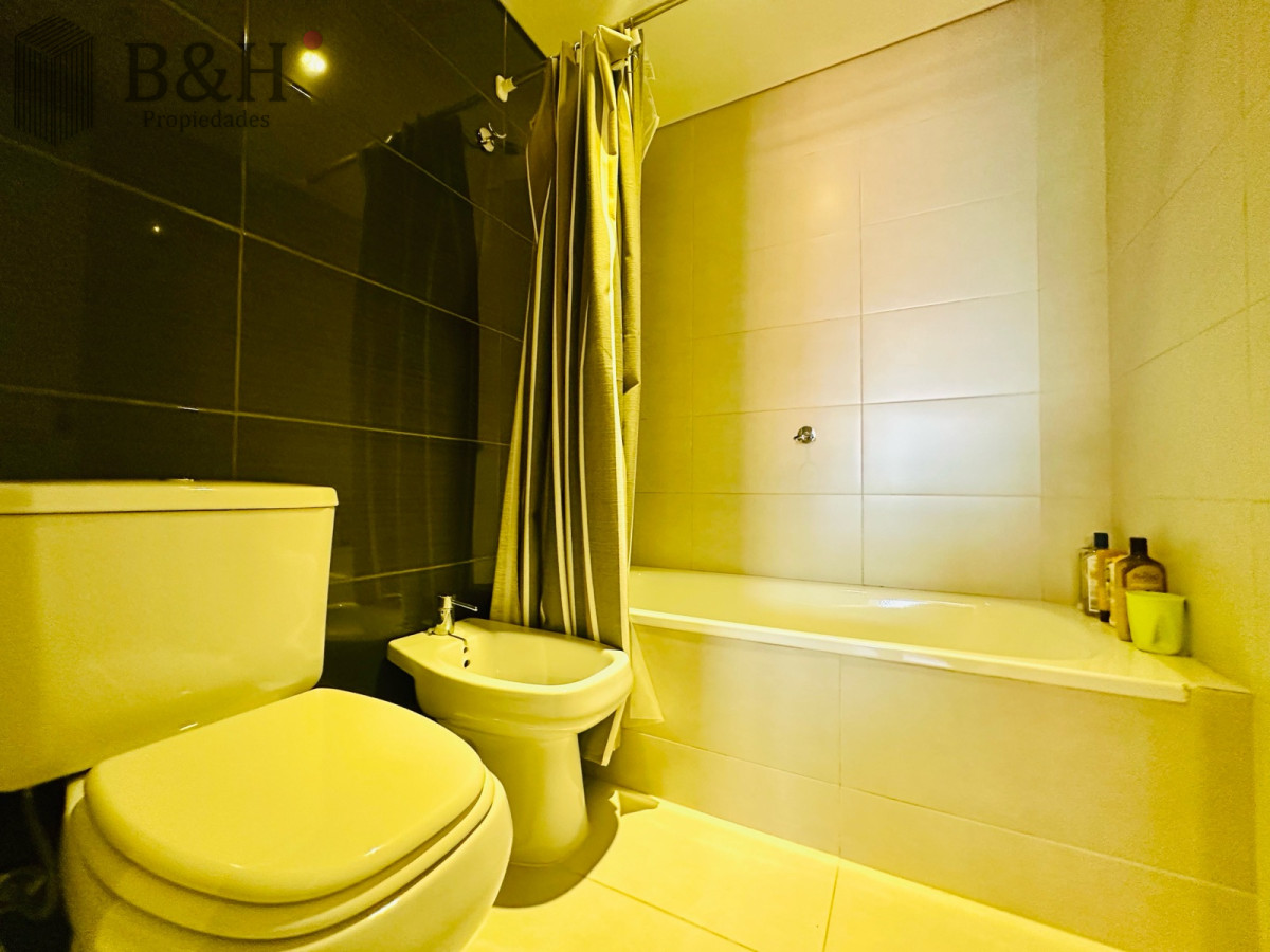 Apartamento ID.5870 - Venta apartamento 3 dormitorios vista al mar en Playa Brava