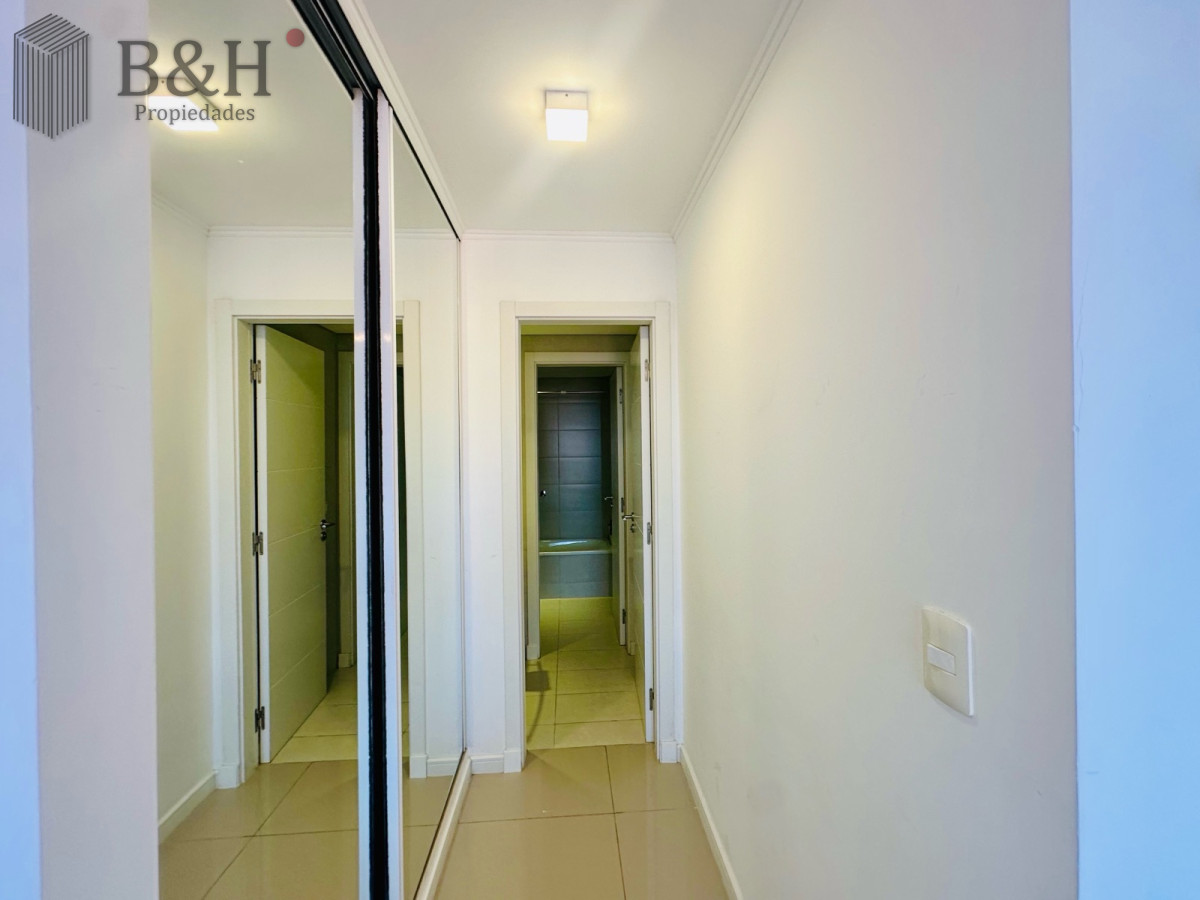 Apartamento ID.5870 - Venta apartamento 3 dormitorios vista al mar en Playa Brava