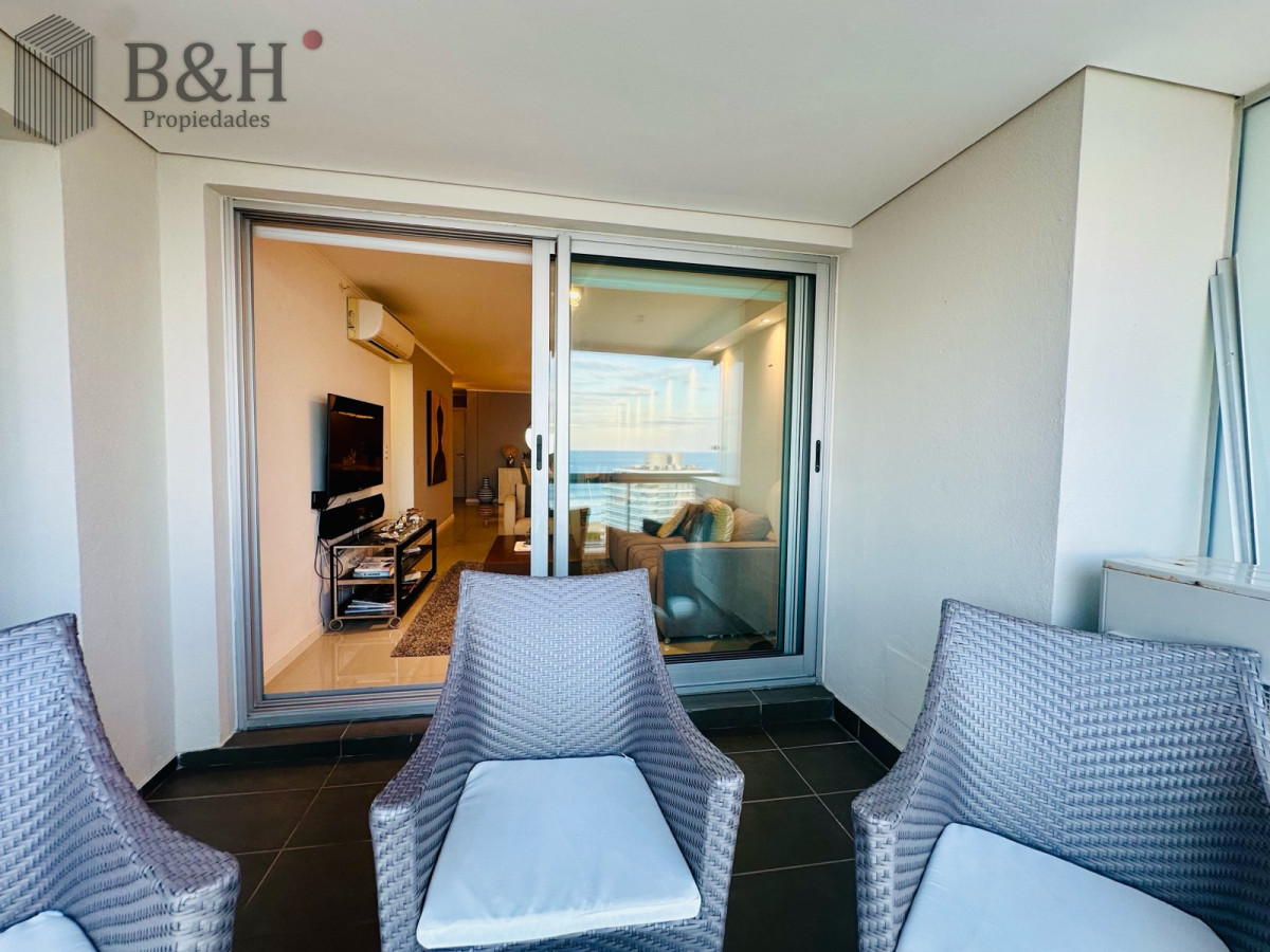 Apartamento ID.5870 - Venta apartamento 3 dormitorios vista al mar en Playa Brava