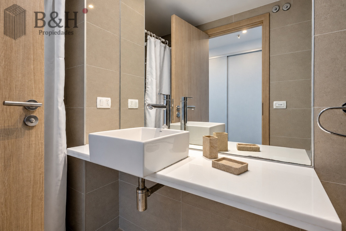Apartamento ID.5869 - Venta apartamento 3 dormitorios playa brava