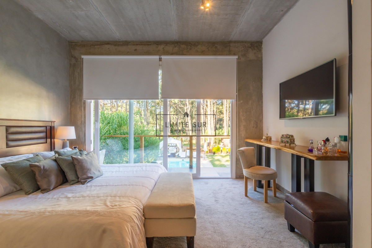 Casa ID.78 - Venta Casa 4 dormitorios en Montoya, La Barra, Punta del Este