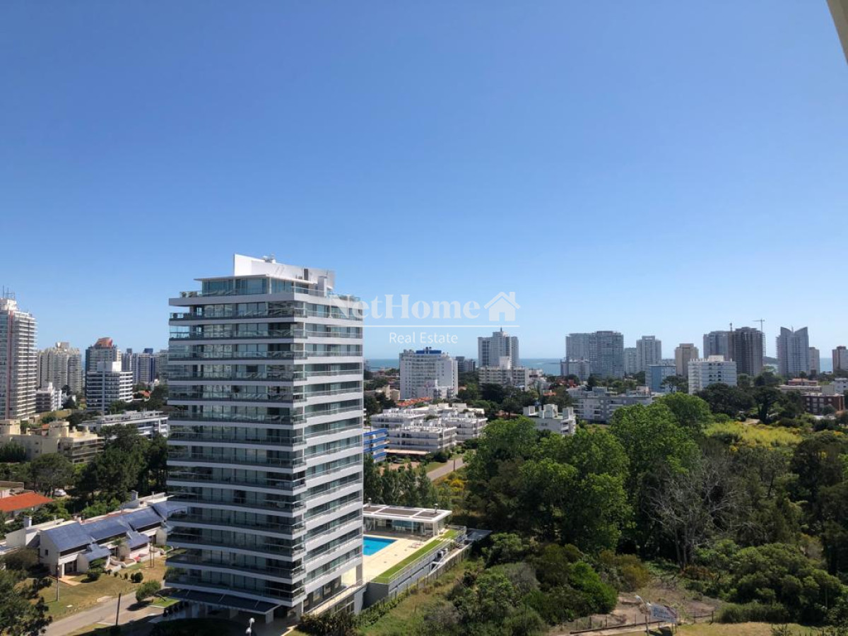 Apartamento ID.241 - Roosevelt Apartamento 2 Dormitorios en Suite Piso alto con excelente vista al mar