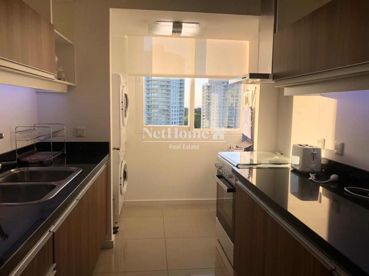 Apartamento ID.241 - Roosevelt Apartamento 2 Dormitorios en Suite Piso alto con excelente vista al mar