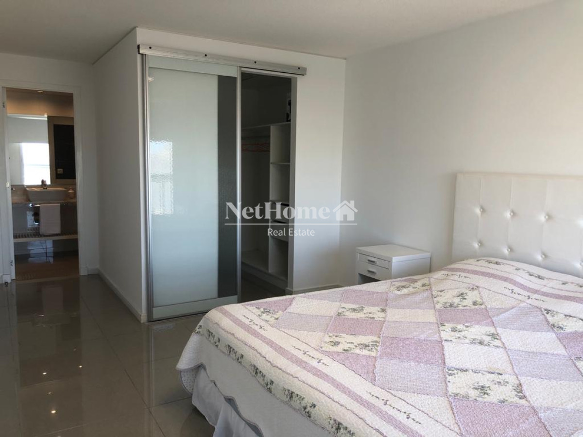 Apartamento ID.241 - Roosevelt Apartamento 2 Dormitorios en Suite Piso alto con excelente vista al mar