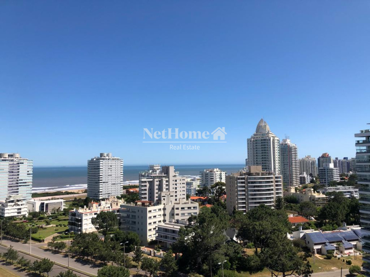 Apartamento ID.241 - Roosevelt Apartamento 2 Dormitorios en Suite Piso alto con excelente vista al mar