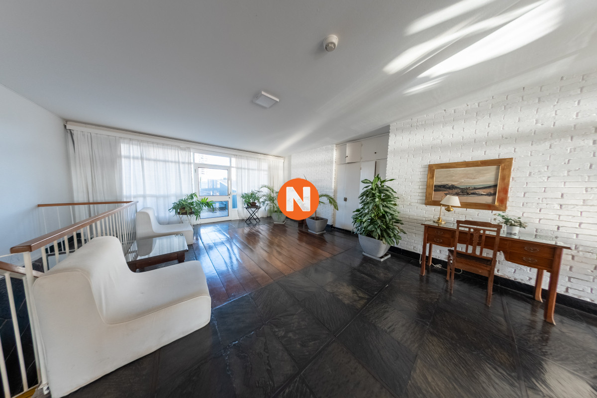 Apartamento Ref.224021 - Apartamento en Venta , Punta del Este