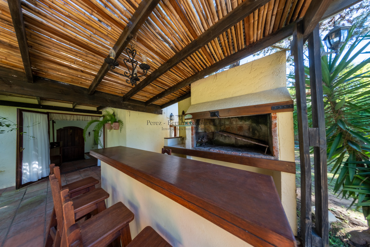 Casa ID.1217 - Venta Casa Quincho Pinares Punta del Este