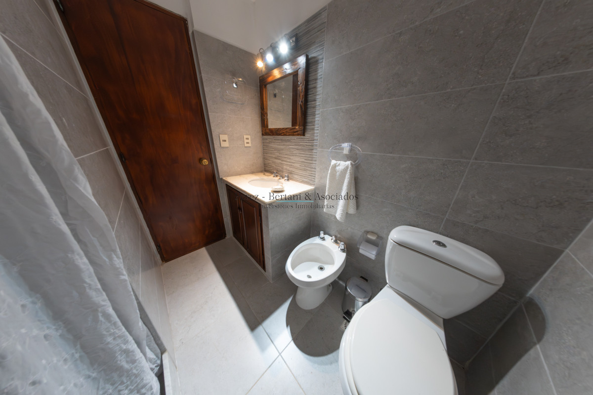 Casa ID.1217 - Venta Casa Quincho Pinares Punta del Este