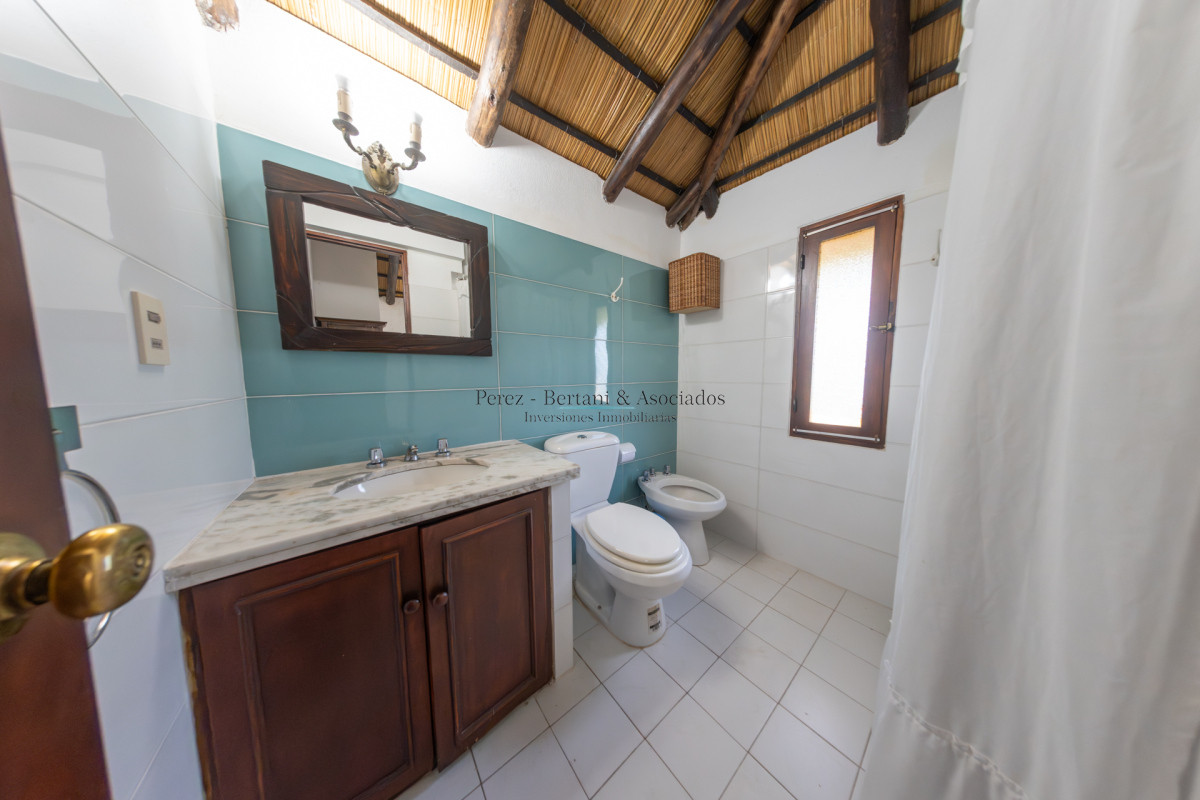Casa ID.1217 - Venta Casa Quincho Pinares Punta del Este