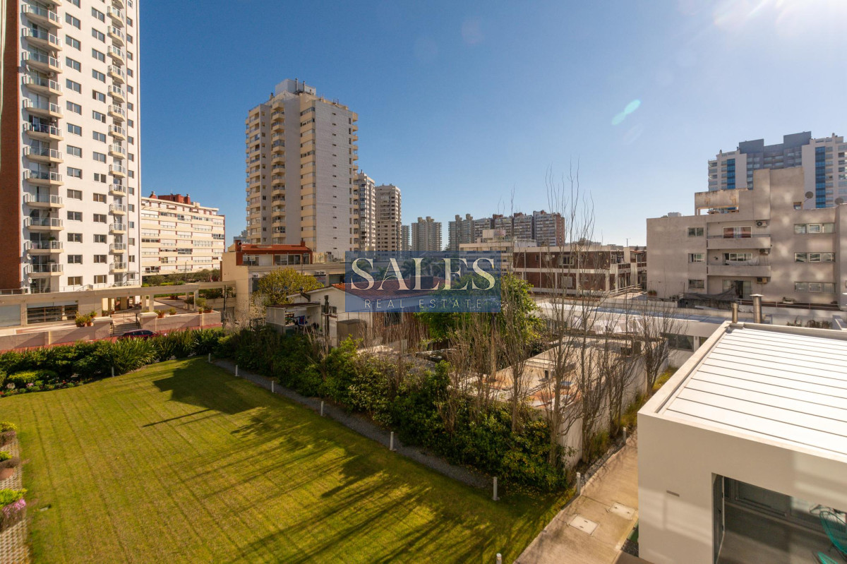 Apartamento ID.333 - Venta Apartamento un dormitorio y medio en Playa Brava Amenities en el piso 16