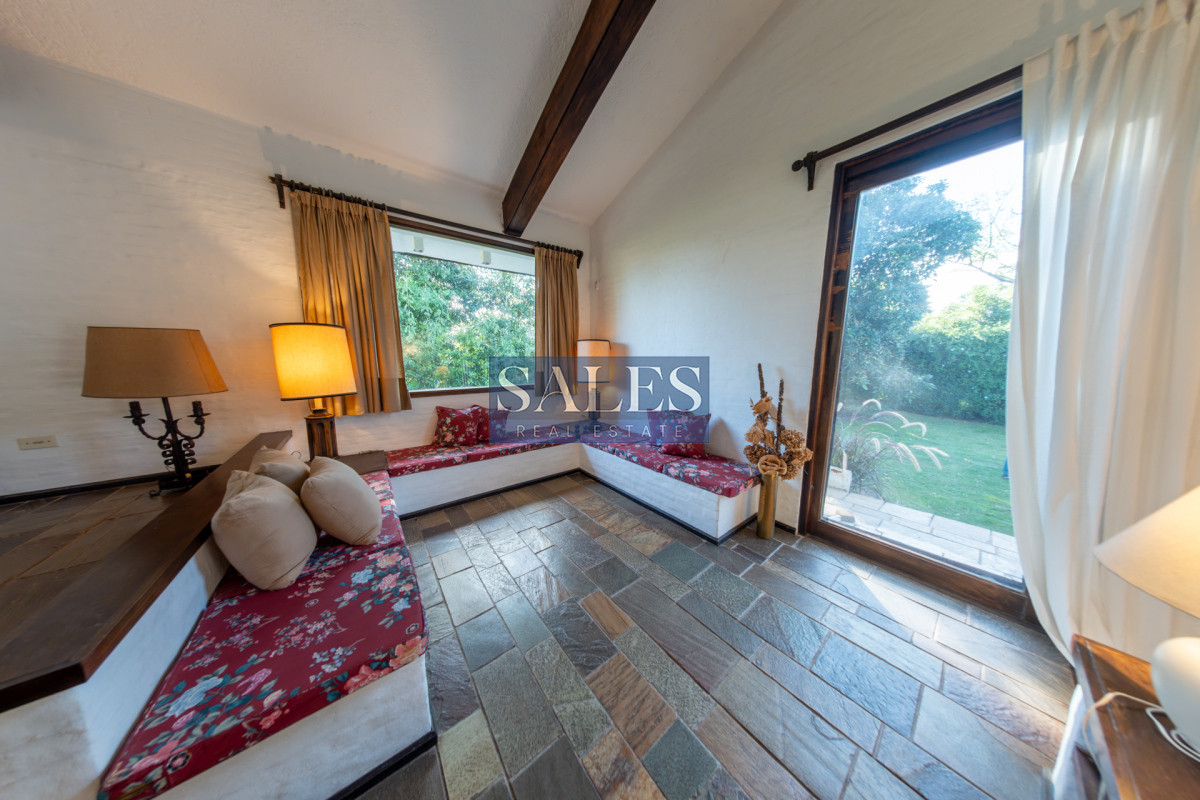Casa ID.1434 - Venta casa 4 dormitorios en Pinares 