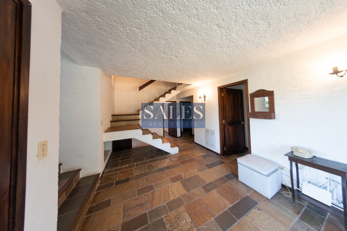 Casa ID.1434 - Venta casa 4 dormitorios en Pinares 