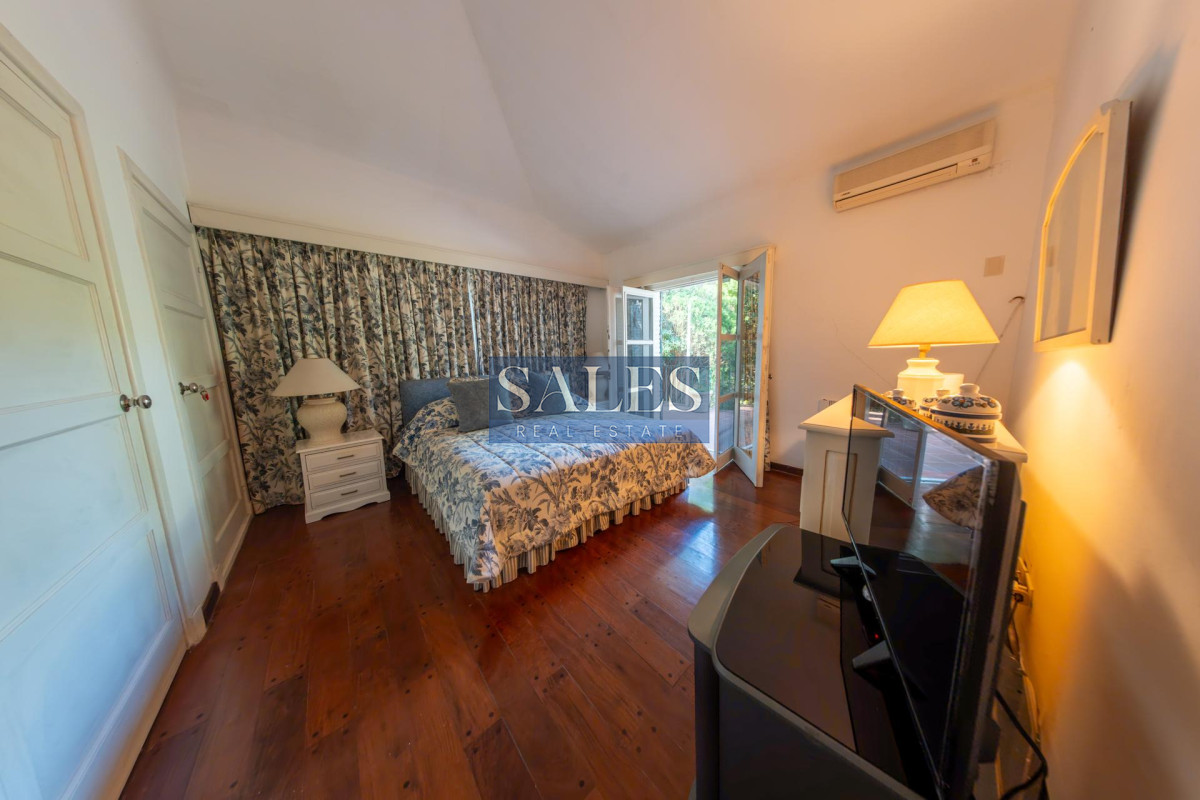 Casa ID.1451 - Venta Casa 4 dormitorios San Rafael Punta del Este
