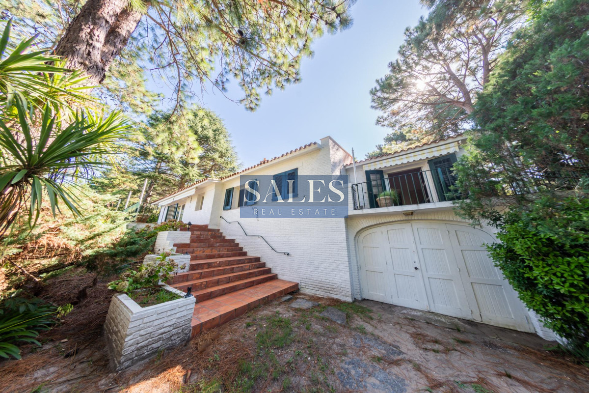 Casa ID.1451 - Venta Casa 4 dormitorios San Rafael Punta del Este
