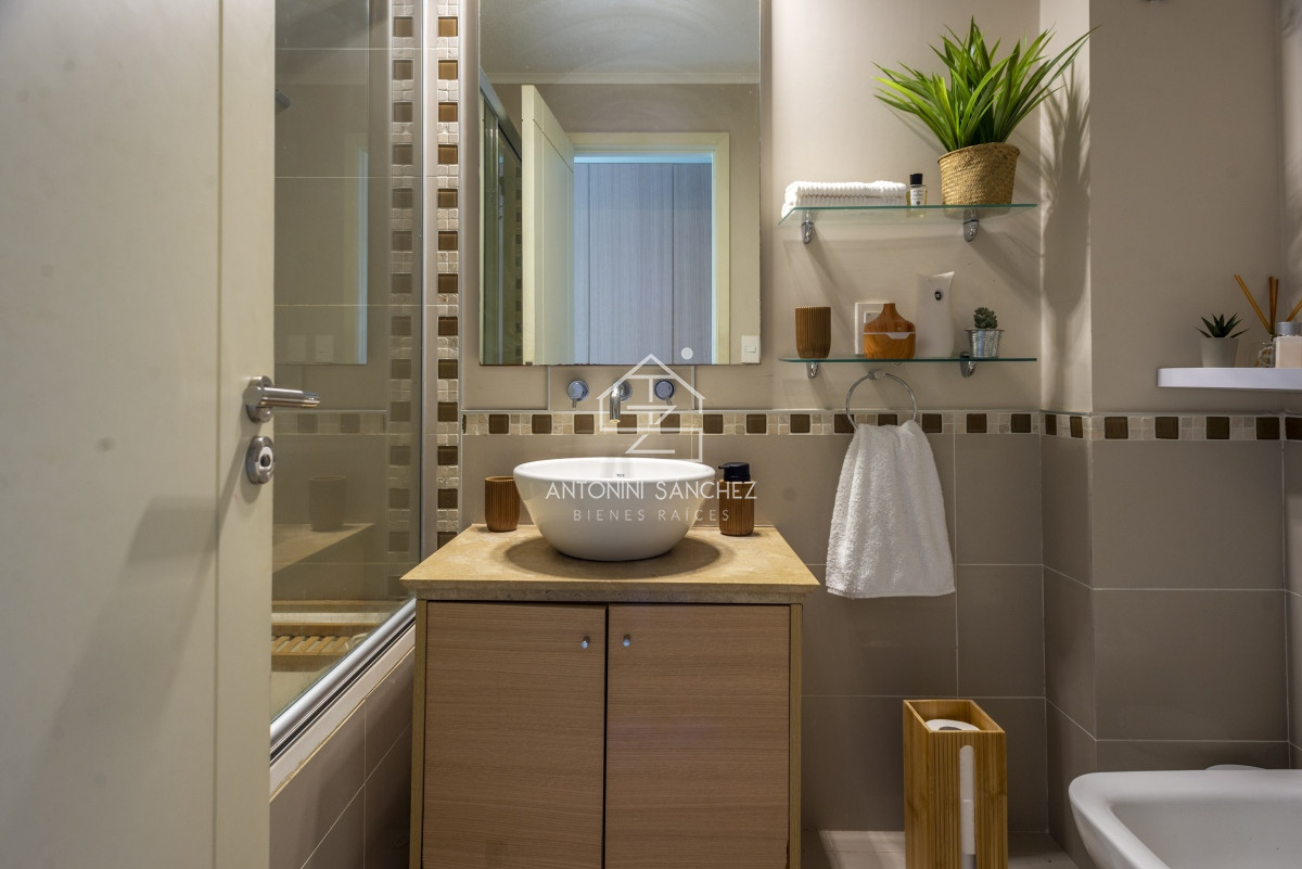 Apartamento ID.1262 - Venta Apartamento 3 dormitorios y dependencia en Ocean Drive Punta del Este