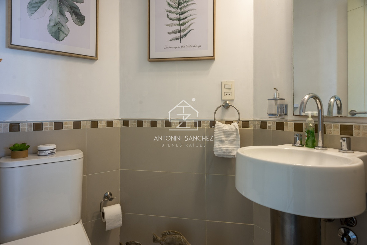 Apartamento ID.1262 - Venta Apartamento 3 dormitorios y dependencia en Ocean Drive Punta del Este