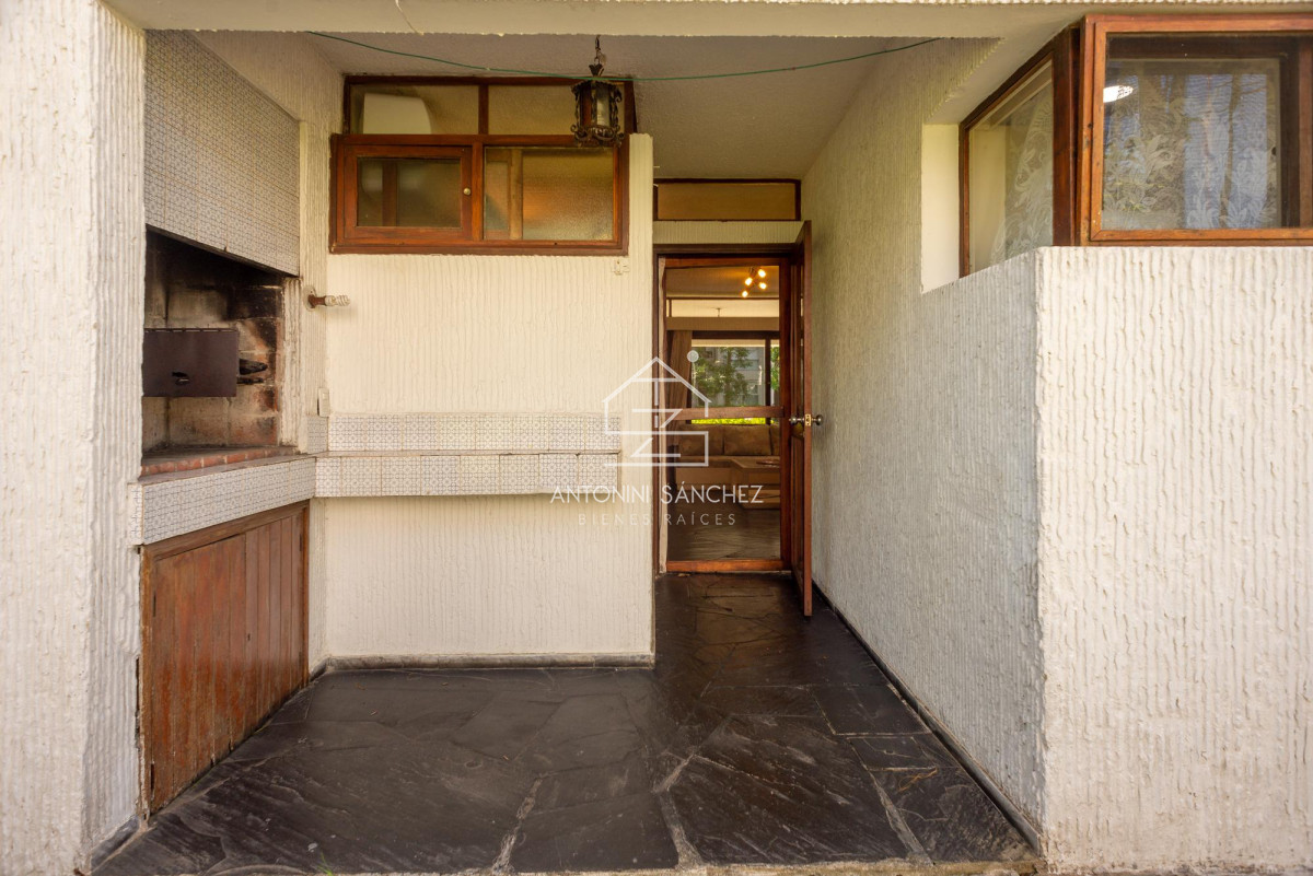 Apartamento ID.1854 - Venta Departamento 2 dormitorios estilo casa Roosevelt Punta del Este
