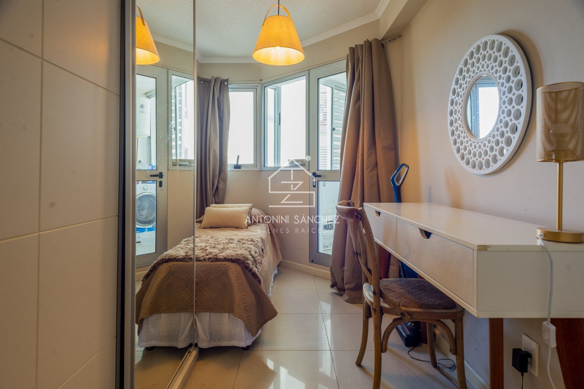 Apartamento ID.1262 - Venta Apartamento 3 dormitorios y dependencia en Ocean Drive Punta del Este