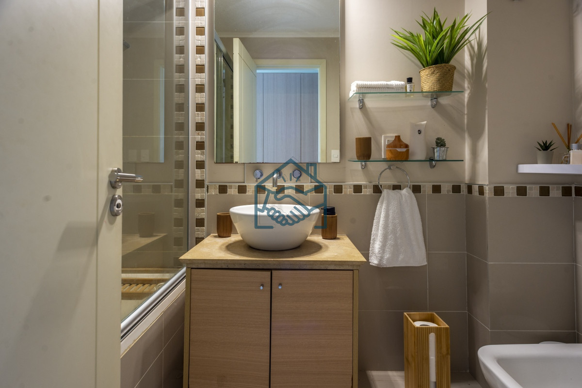 Apartamento ID.1398/Venta-Apartamento-3-dormitorios-y-dependencia-en-Ocean-Drive-Punta-del-Este - Venta Apartamento 3 dormitorios y dependencia en Ocean Drive Punta del Este