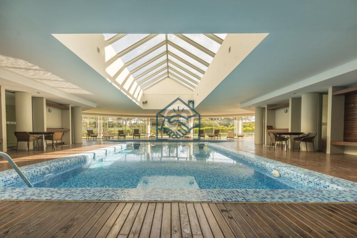 Apartamento ID.1398/Venta-Apartamento-3-dormitorios-y-dependencia-en-Ocean-Drive-Punta-del-Este - Venta Apartamento 3 dormitorios y dependencia en Ocean Drive Punta del Este