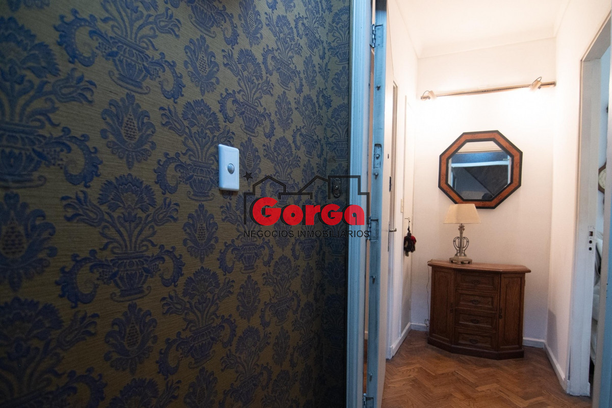 Apartamento ID.393 - Venta Apartamento 3 dorm + servicio Centro Montevideo