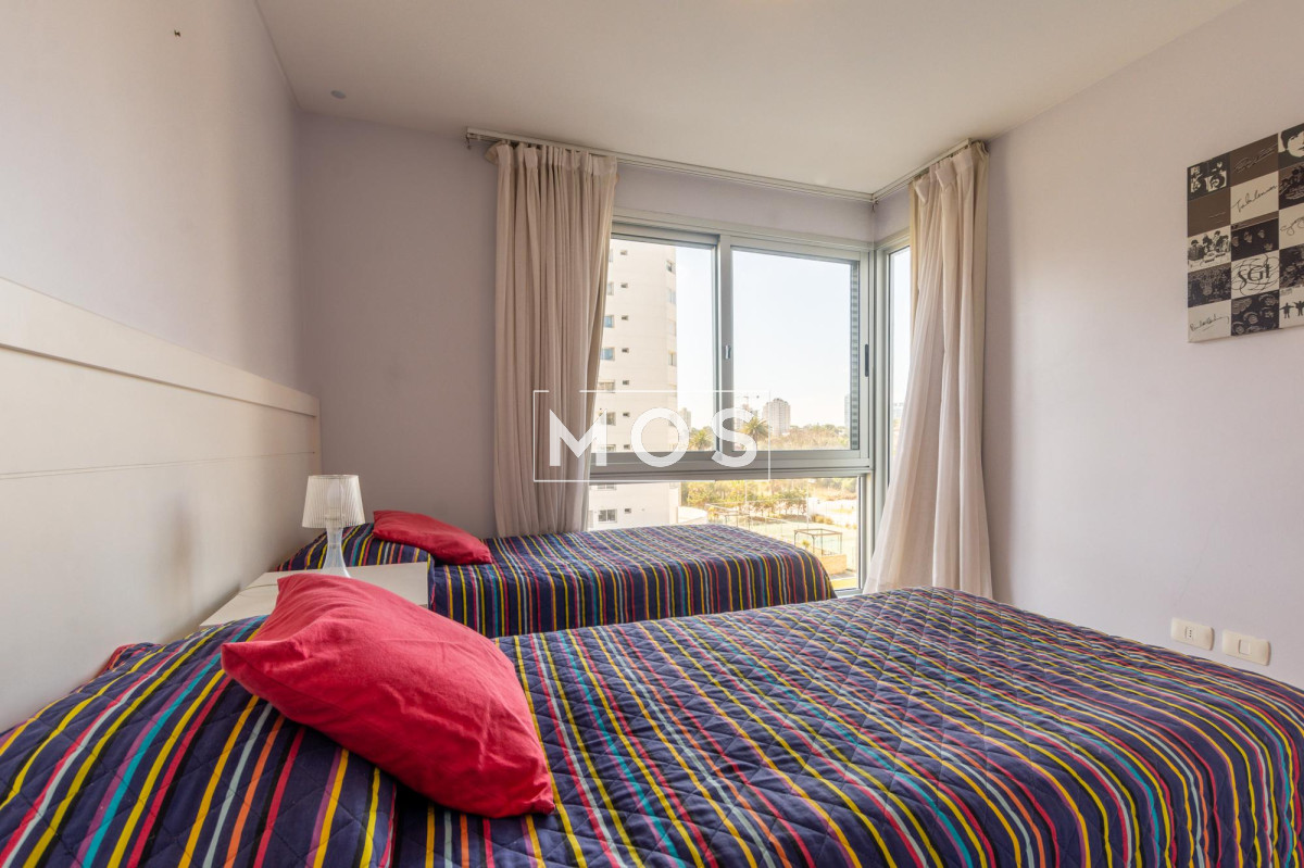 Apartamento ID.2753 - Venta Apartamento 3 dormitorios Playa Mansa Punta del Este