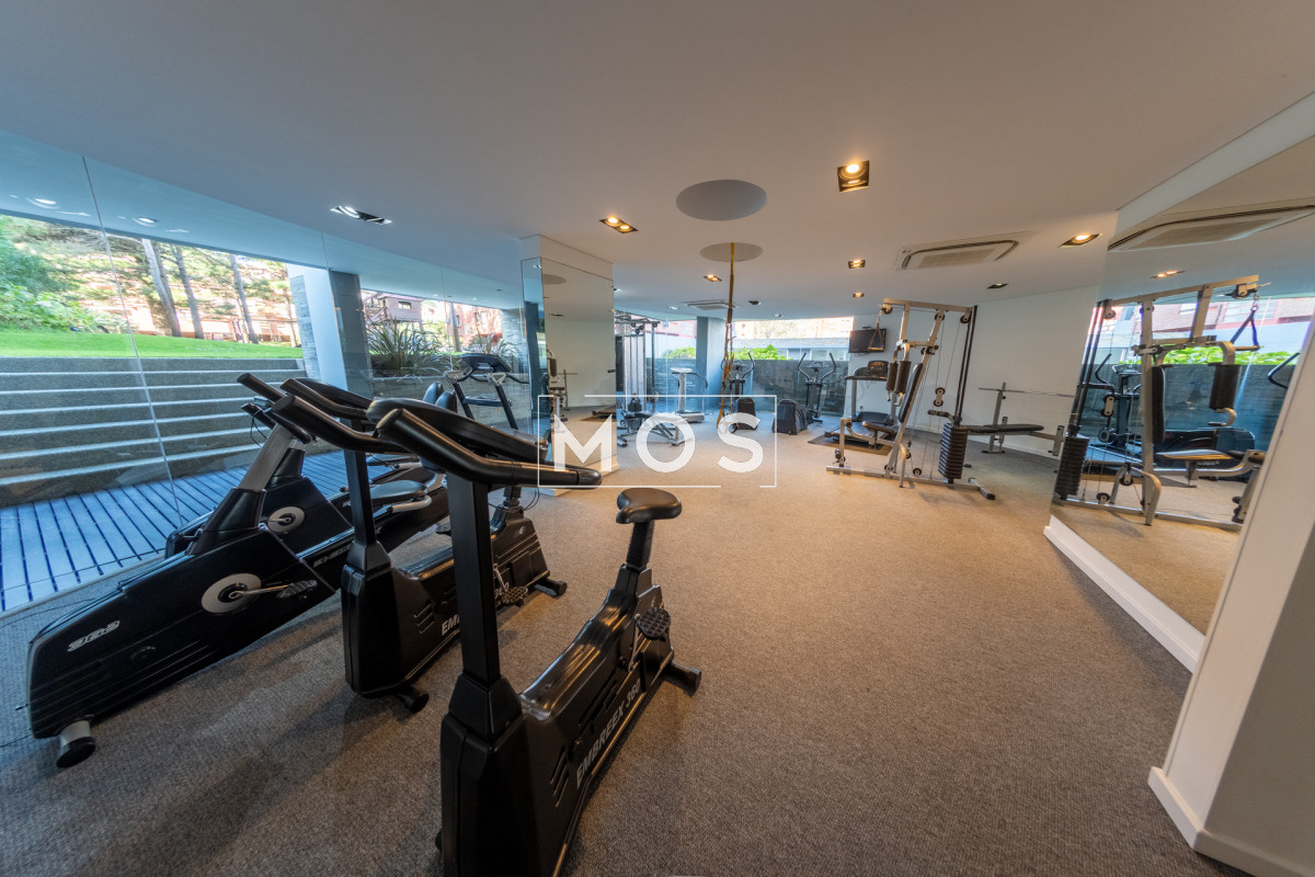 Apartamento ID.2854 - Venta apartamento 3 dormitorios Punta del Este Playa Mansa 
