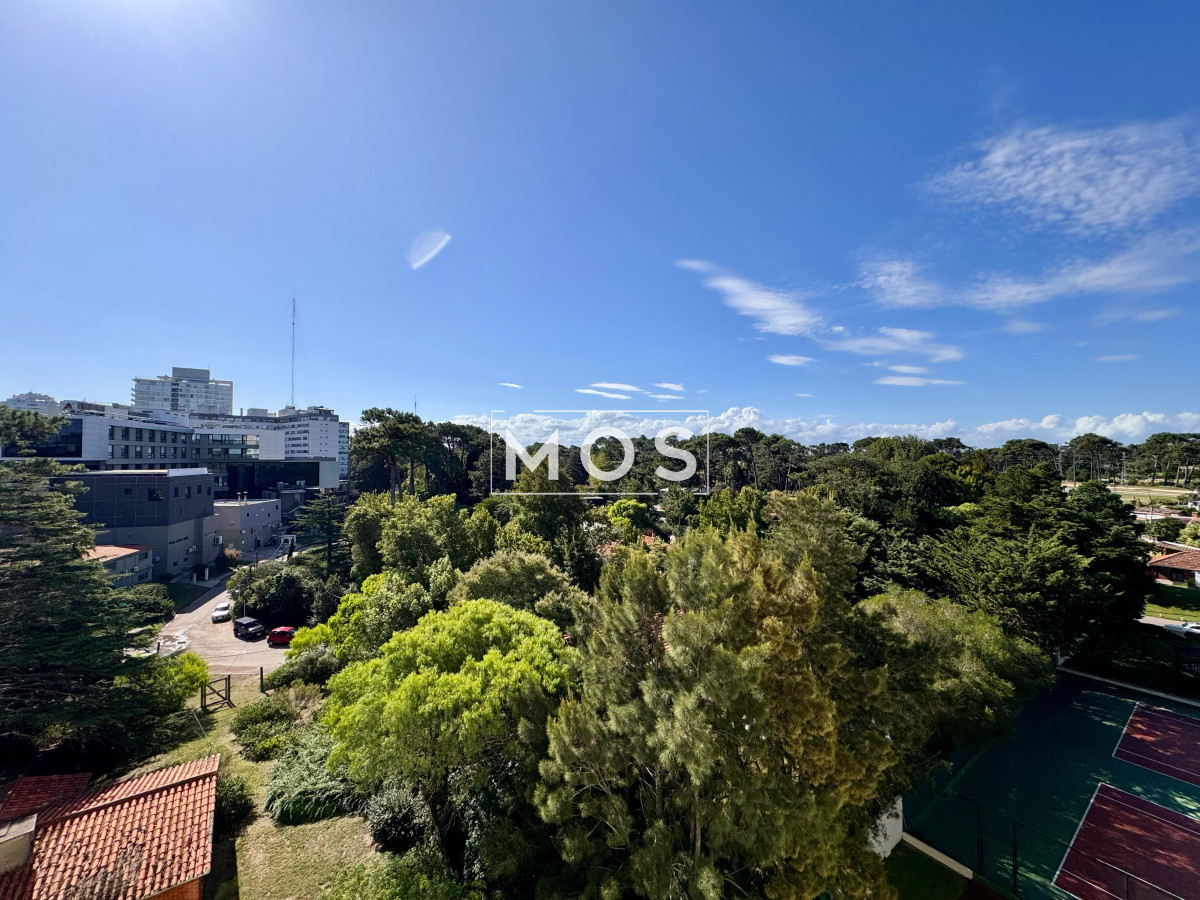 Apartamento ID.2754 - Venta apartamento 2 dormitorios Roosevelt Punta del Este