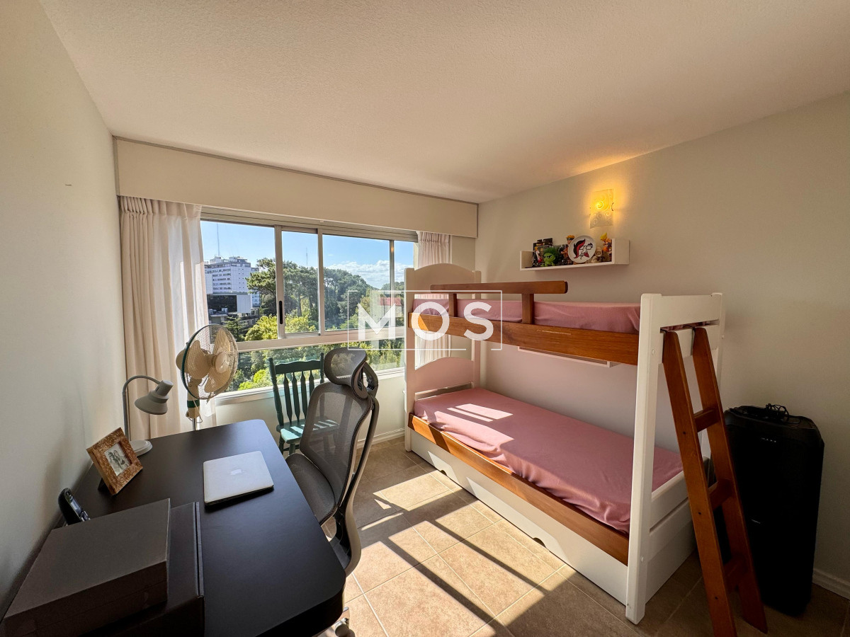 Apartamento ID.2754 - Venta apartamento 2 dormitorios Roosevelt Punta del Este
