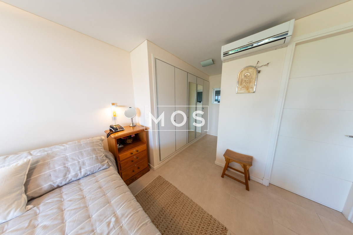 Apartamento ID.2854 - Venta apartamento 3 dormitorios Punta del Este Playa Mansa 