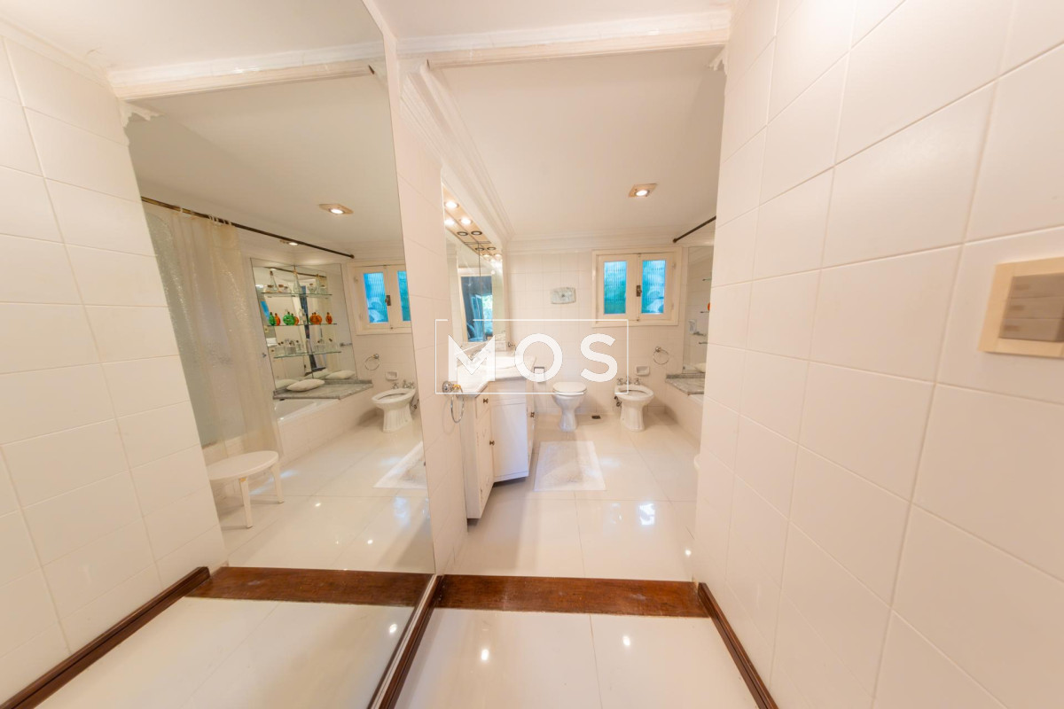 Casa ID.2776 - Venta Casa 4 dormitorios San Rafael Punta del Este
