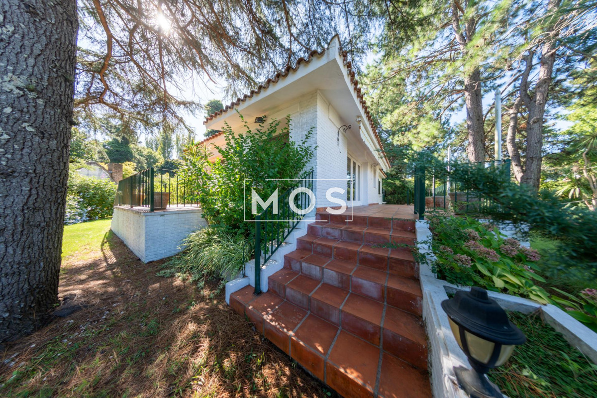 Casa ID.2776 - Venta Casa 4 dormitorios San Rafael Punta del Este