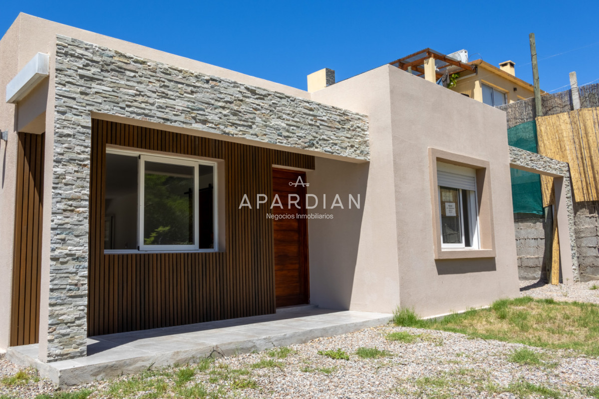 Casa ID.21097299 - A estrenar, muy lindo lugar para vivir todo el año