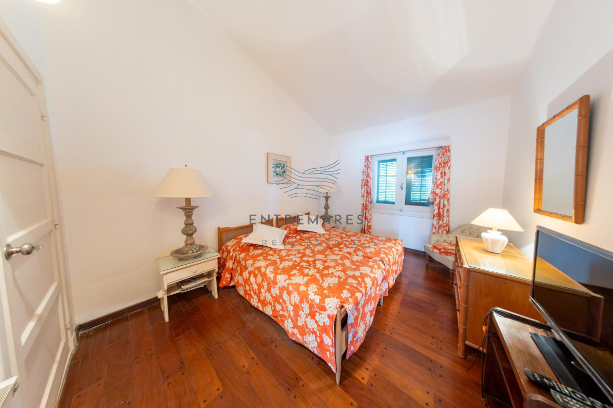 Casa ID.105 - Venta Casa 4 dormitorios San Rafael Punta del Este