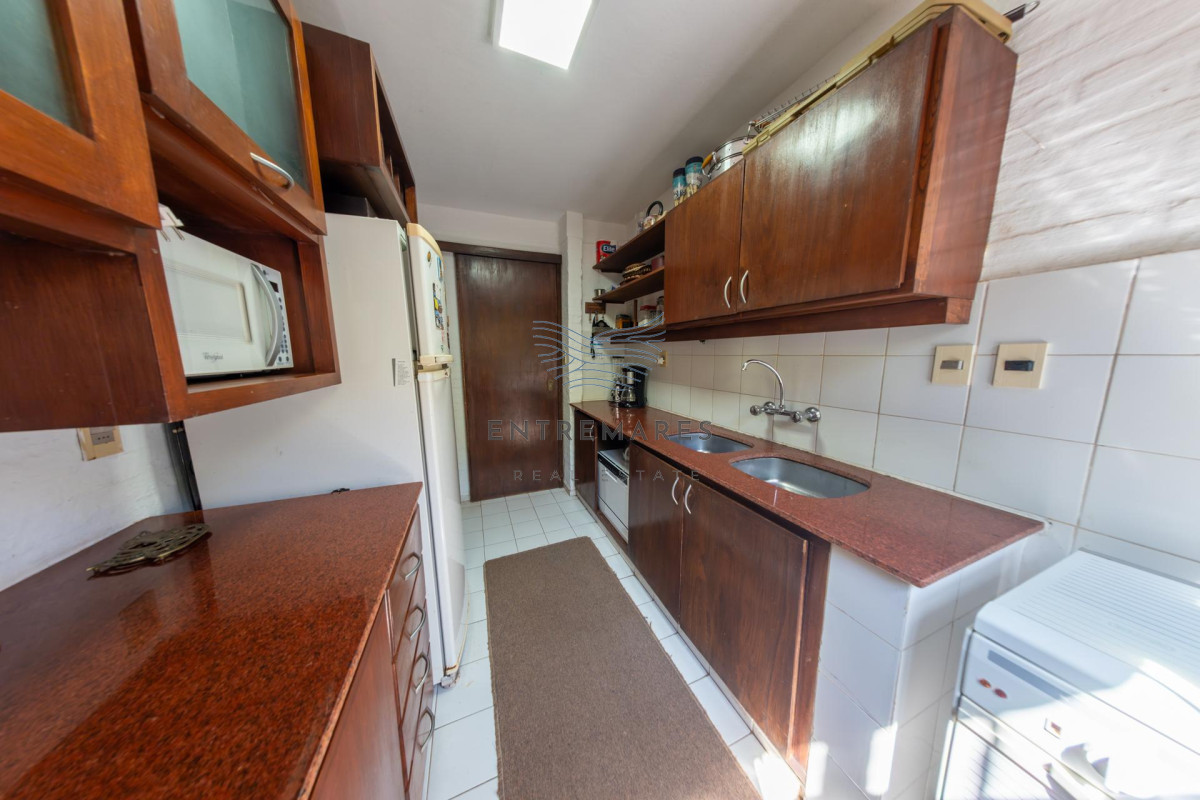 Casa ID.104 - Venta Casa 3 dormitorios mas dependencia Rincón del Indio  Playa Brava Punta del Este Piscina