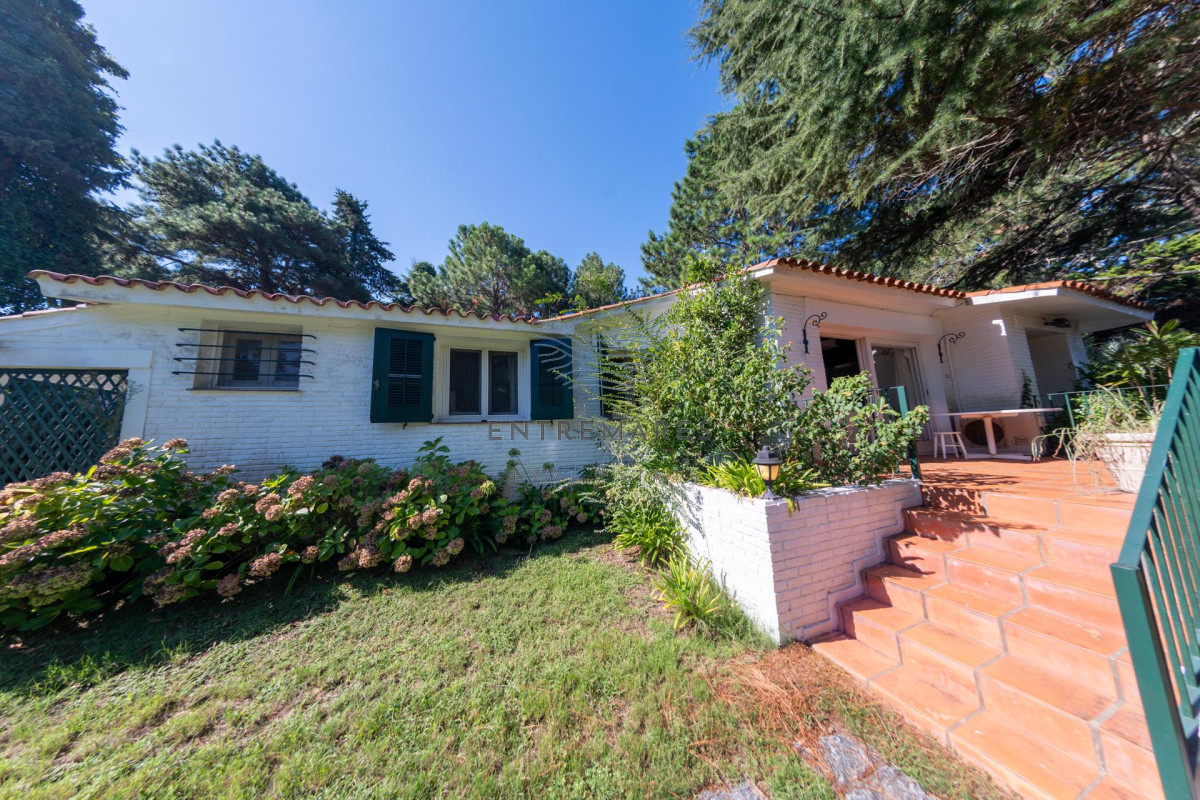 Casa ID.105 - Venta Casa 4 dormitorios San Rafael Punta del Este