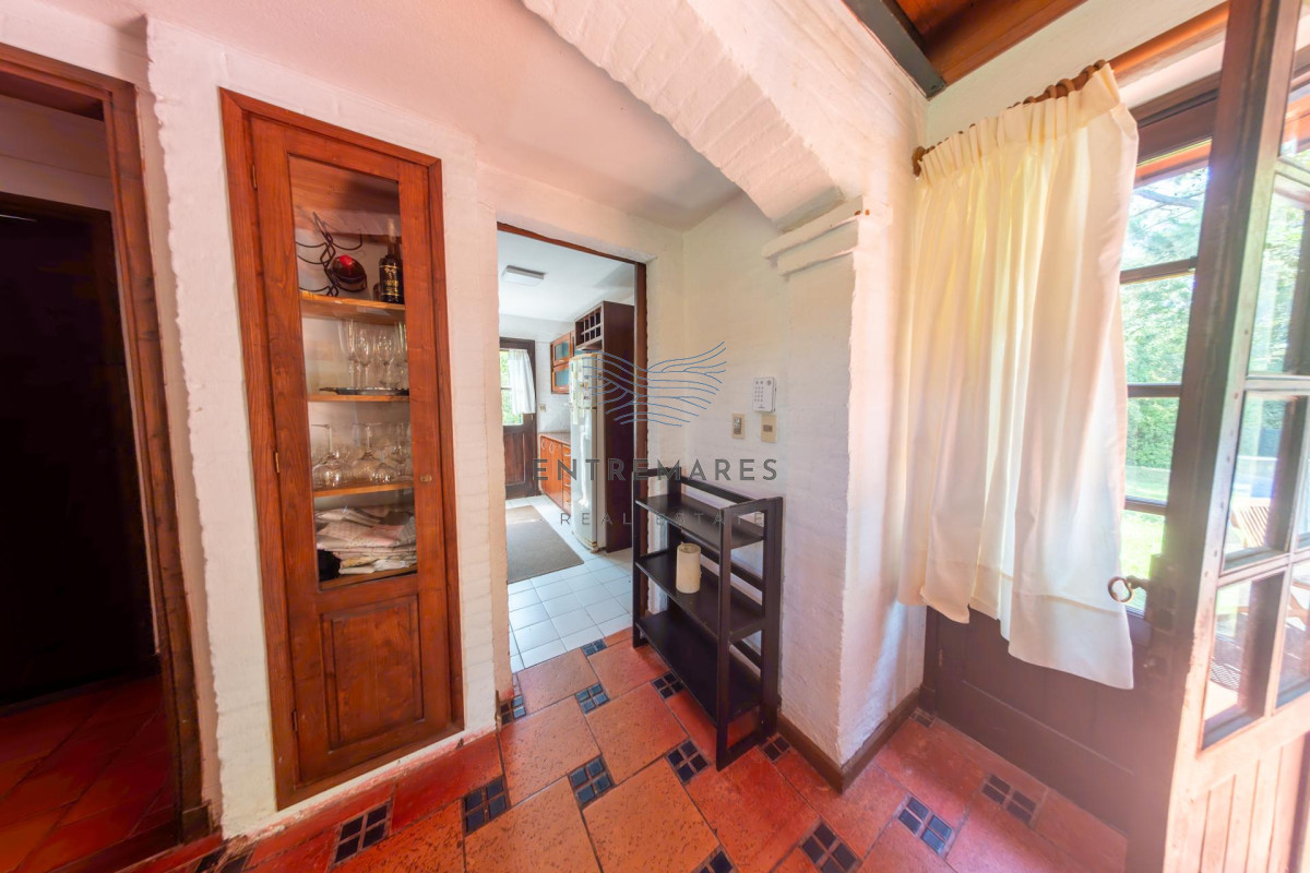 Casa ID.104 - Venta Casa 3 dormitorios mas dependencia Rincón del Indio  Playa Brava Punta del Este Piscina