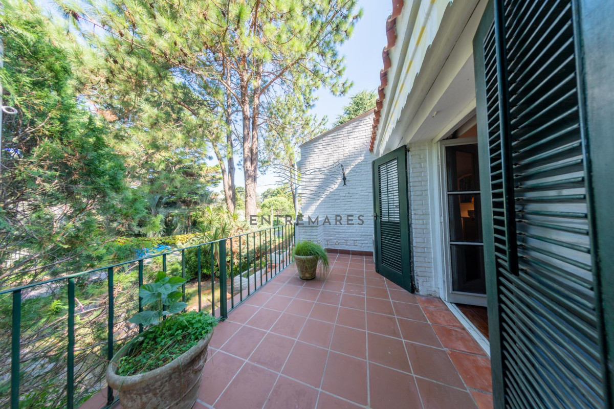Casa ID.105 - Venta Casa 4 dormitorios San Rafael Punta del Este