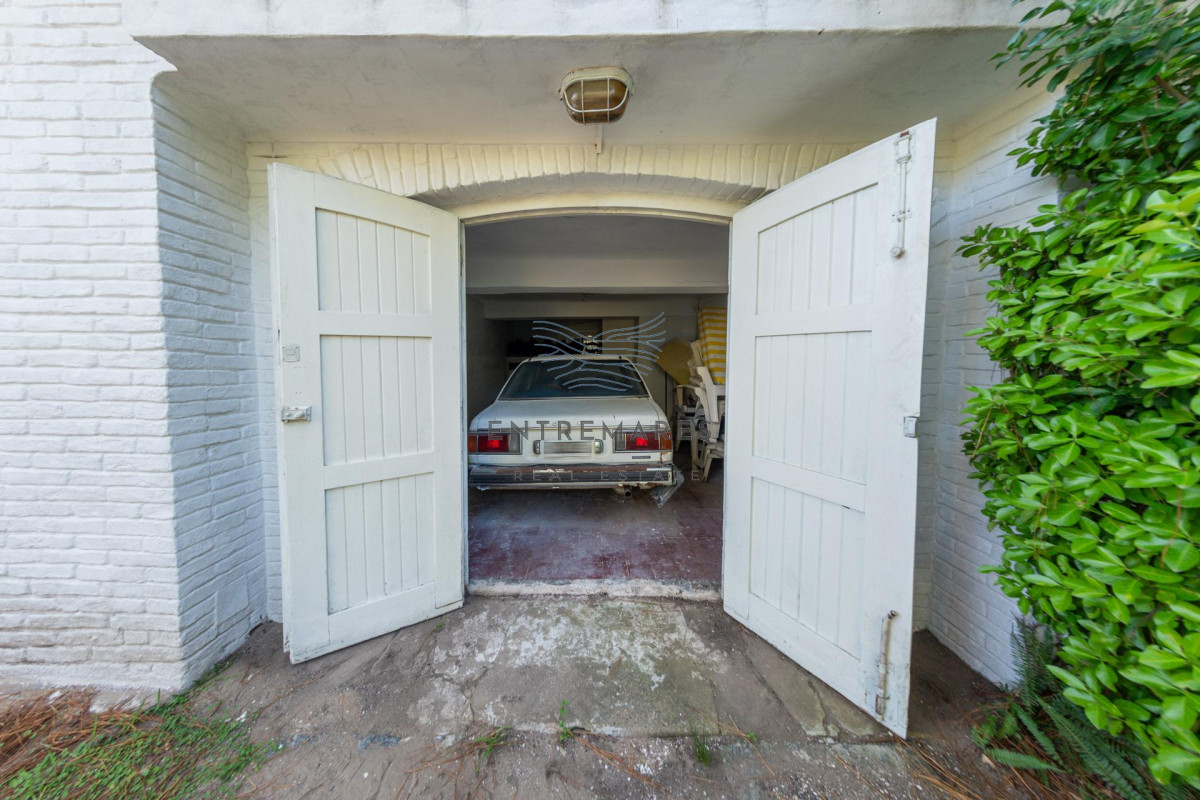 Casa ID.105 - Venta Casa 4 dormitorios San Rafael Punta del Este