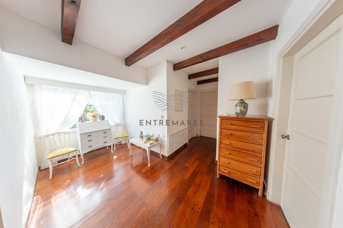 Casa ID.105 - Venta Casa 4 dormitorios San Rafael Punta del Este