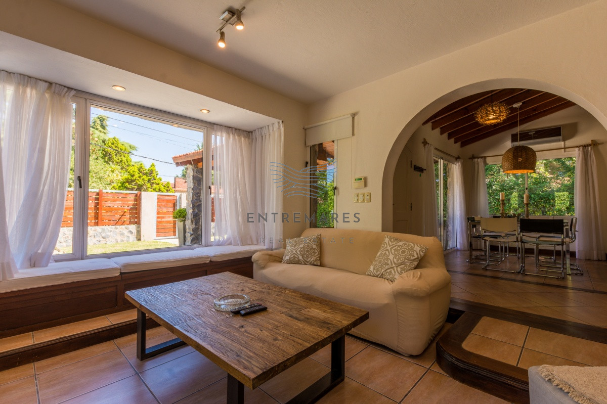Casa ID.109 - Venta Casa 3 dormitorios Rincon del Indio Punta del Este