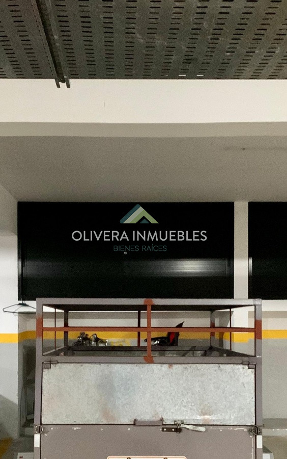 Apartamento ID.11166 - Venta de apartamento de 2 dormitorios con terraza en Playa Brava. Punta del Este.