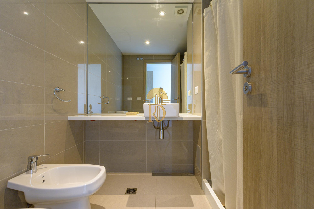 Venta apartamento un dormitorio y medio playa mansa Punta del Este Uruguay -id-173-8