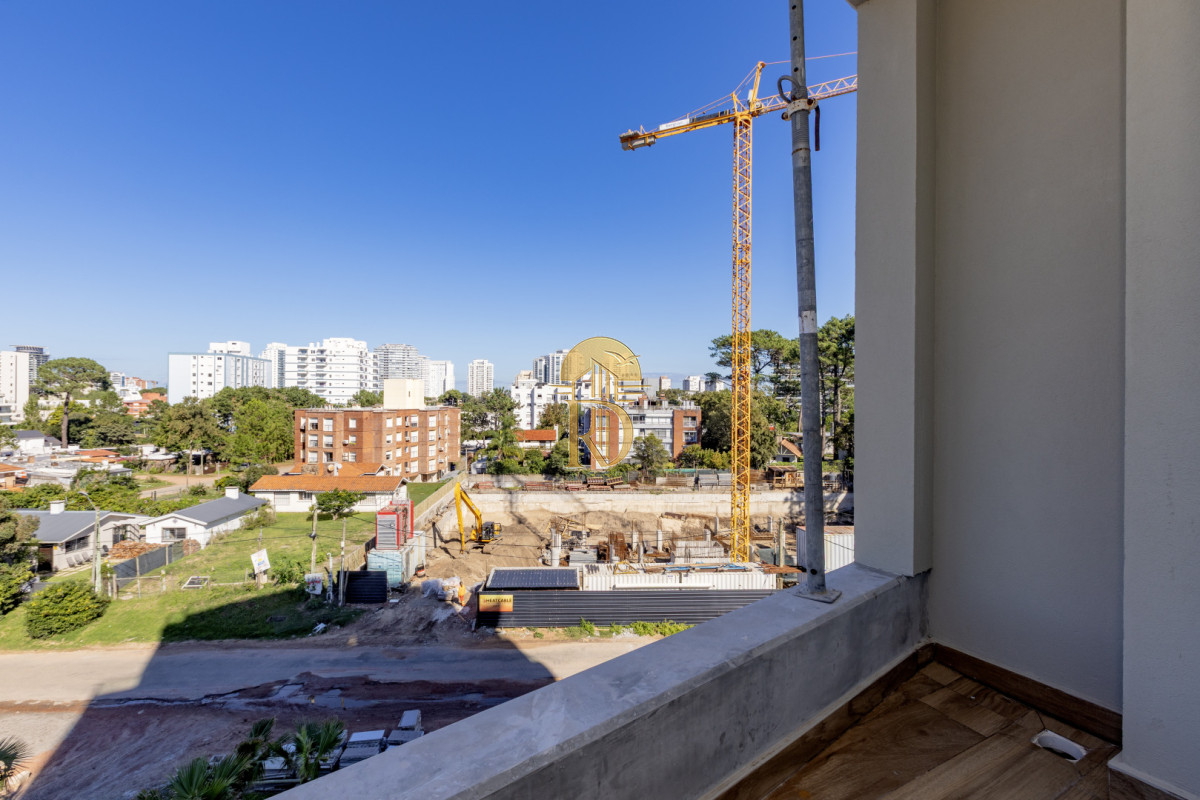 Apartamento en venta a estrenar en Aidy Grill, tres dormitorios y dos baños -id-788-21