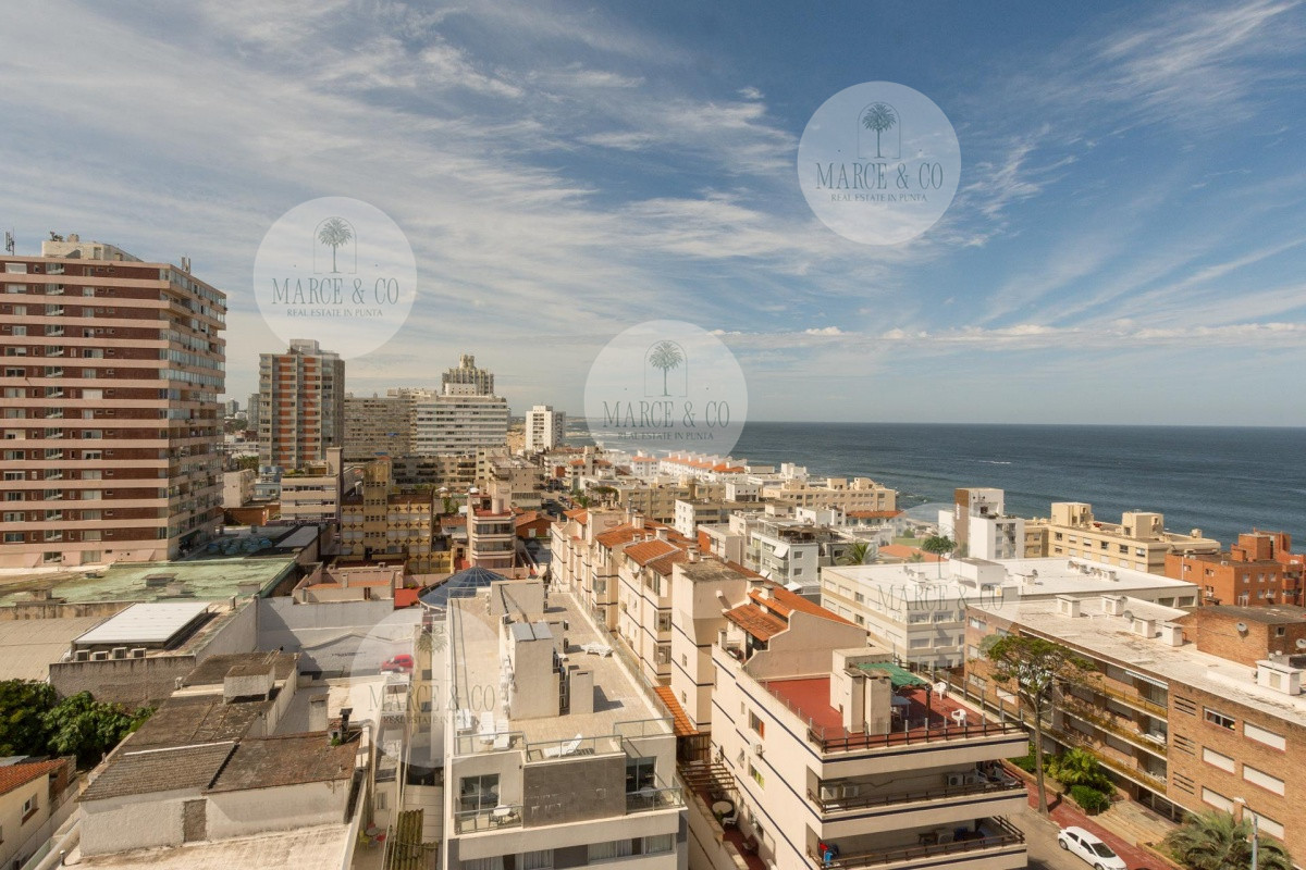 Apartamento ID.242 - Venta Apartamento de 3 dormitorios  Península Punta del Este