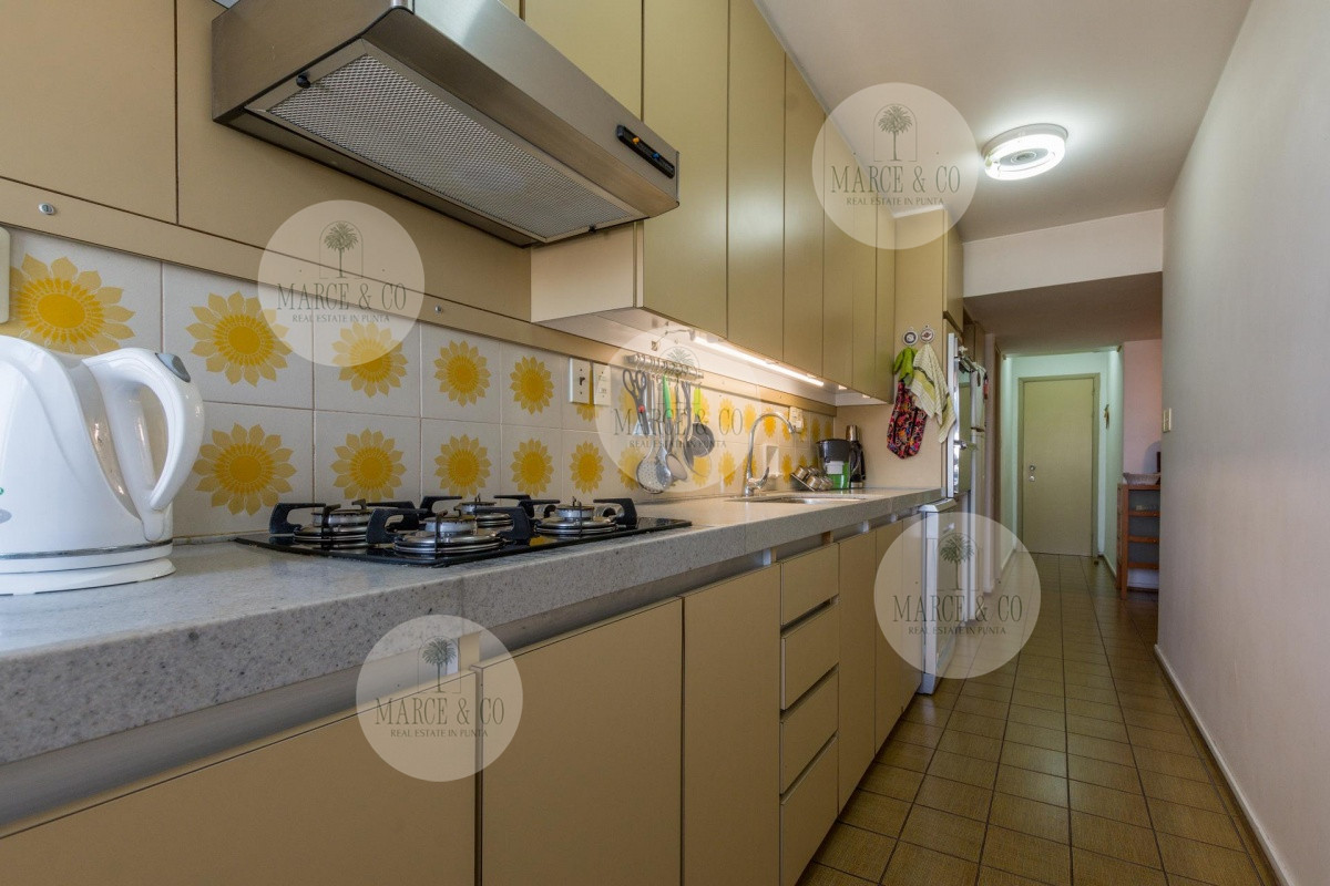 Apartamento ID.242 - Venta Apartamento de 3 dormitorios  Península Punta del Este