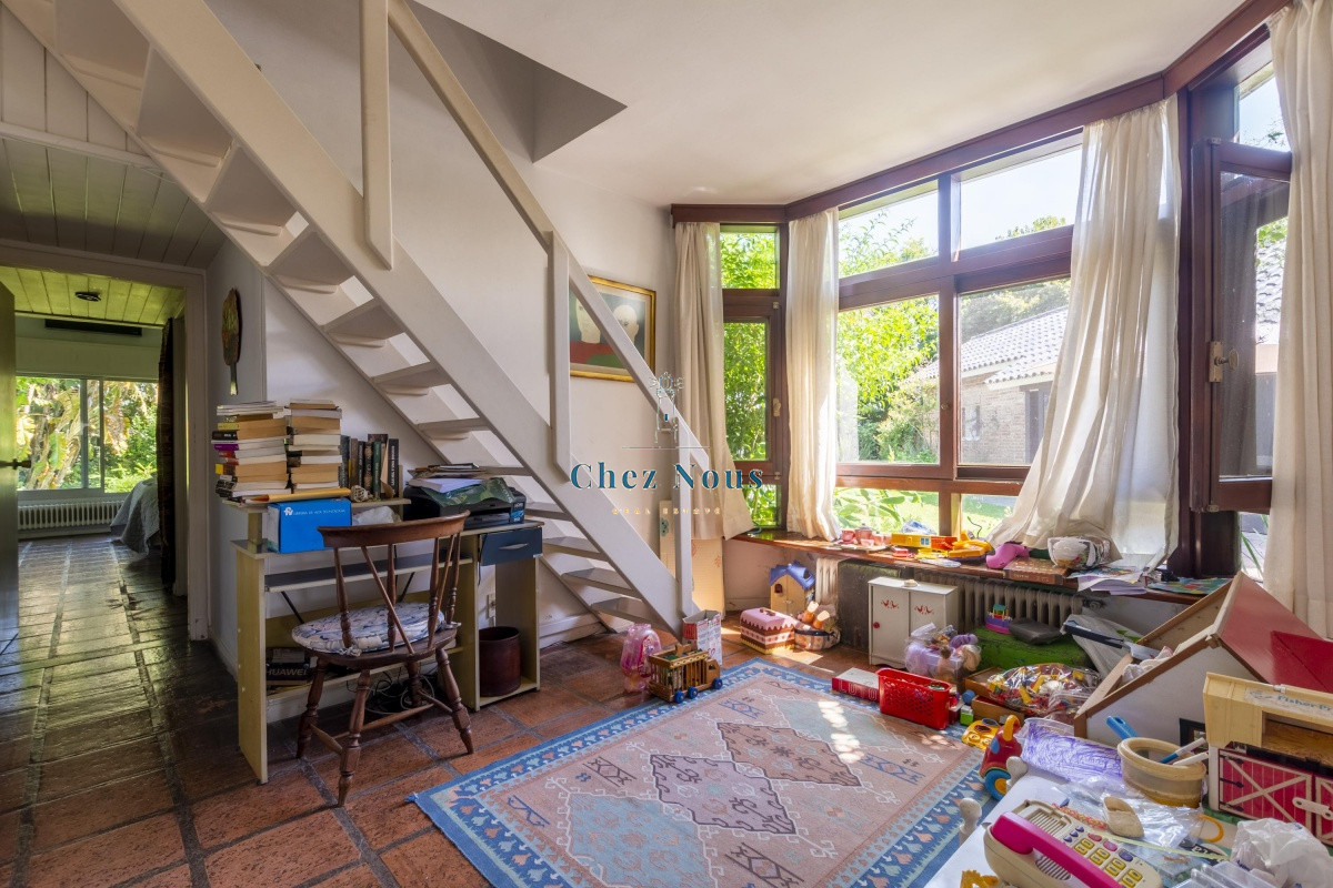Casa ID.808 - Venta Casa 8 dormitorios Playa Mansa Punta del Este